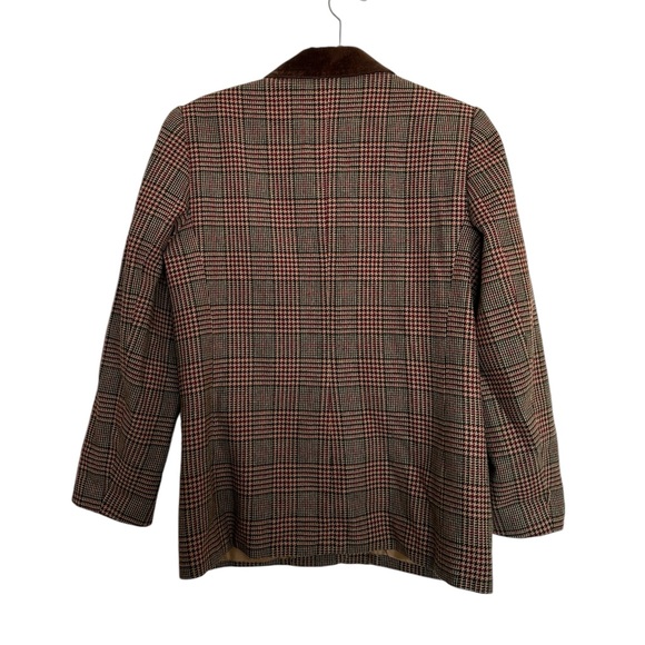 Joan Leslie Vintage 90’s Plaid Blazer with Velvet Collar - Picture 3 of 6